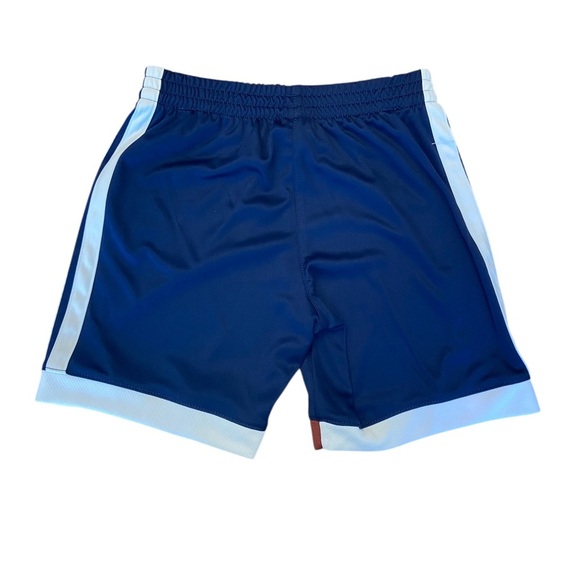 NWT- Adidas 2 pieces t-shirt and shorts Set - Picture 3 of 11